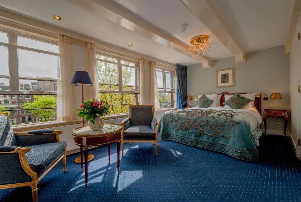 Ambassade Hotel - photo 37
