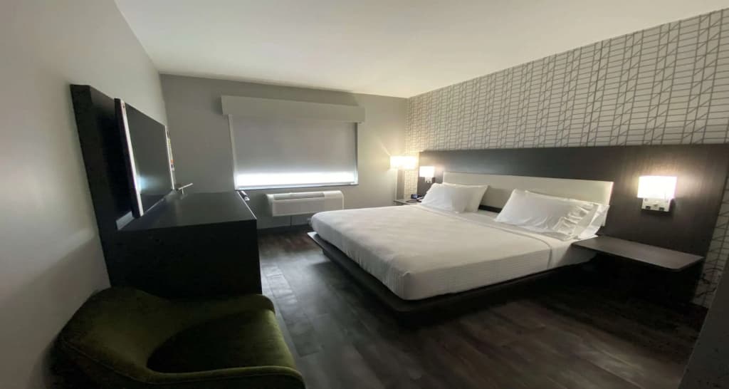 Best Western Plus City Line Hotel - photo 6