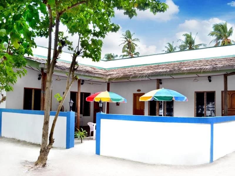 Fulidhoo Laperla Guest House - main photo