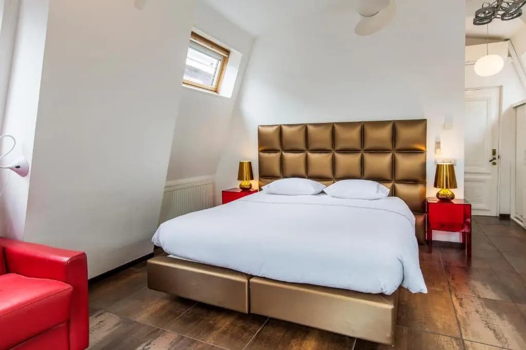 Amstel Corner Hotel - photo 7