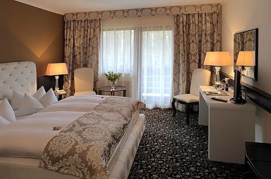 Hotel Forsthaus Wannsee - photo 2