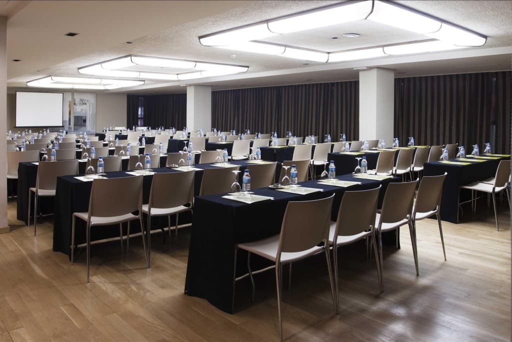 Hotel Silken Ramblas - photo 17