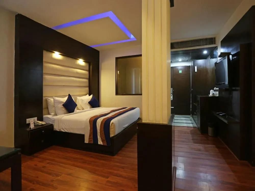 Hotel Billion - photo 2