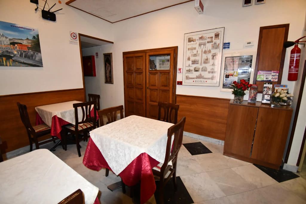 Hotel Ferrarese Roma - photo 14