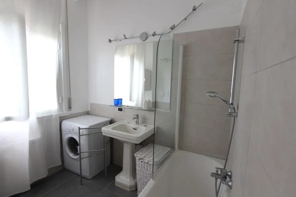 Room in Rome Isole - photo 7