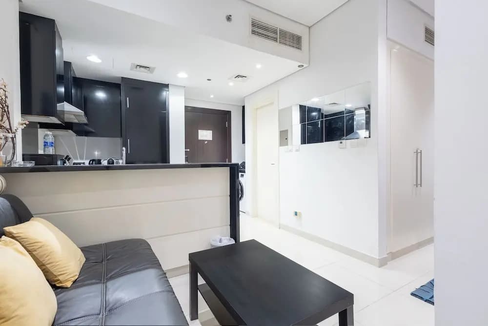 SuperHost - Chic Studio on the 16th Floor in Business Bay - photo 9