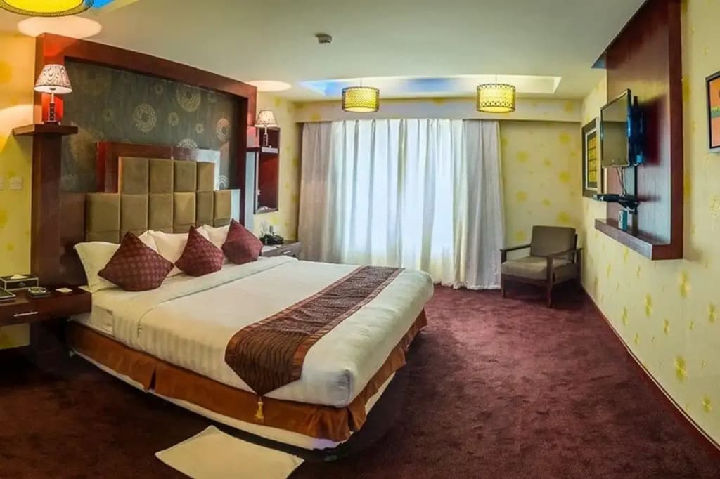 Elegance Castle Hotel - photo 5