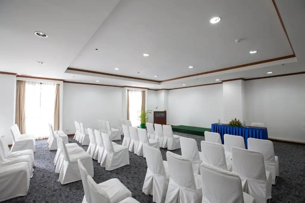 CH Hotel - photo 24