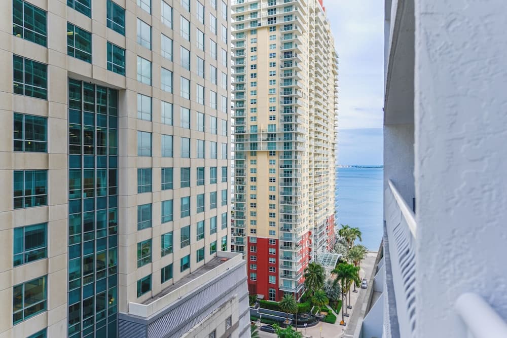 Brickell Bay 1720 - photo 10