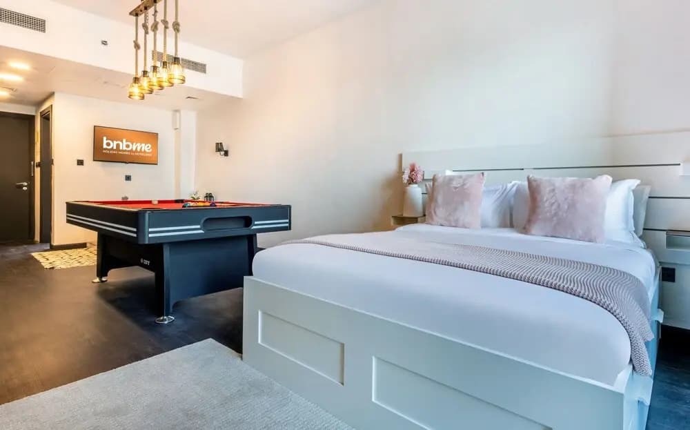 St-Lago Vista Tower-1412 by bnbme homes - photo 3