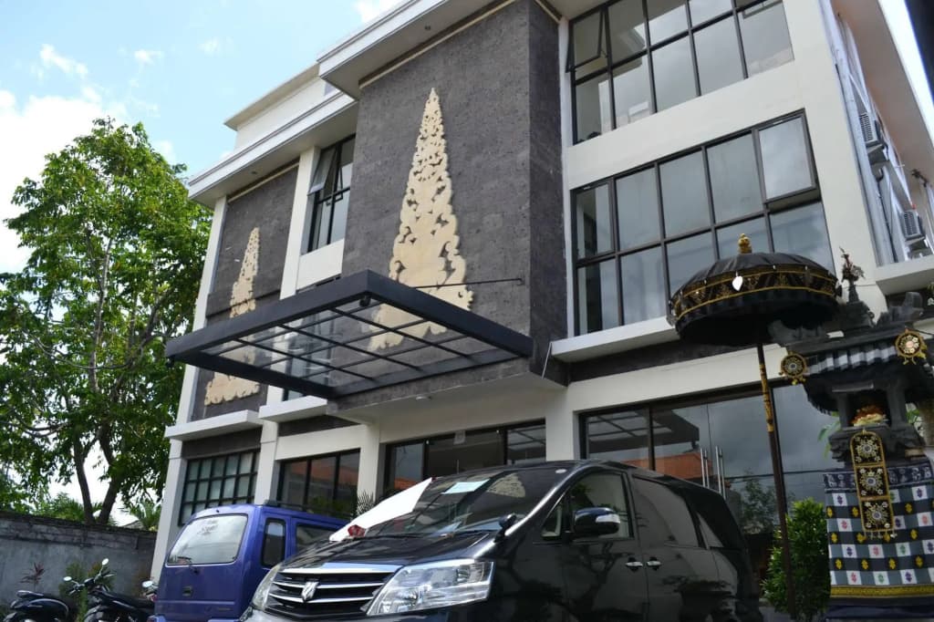 Ivanka Airport Inn - main photo