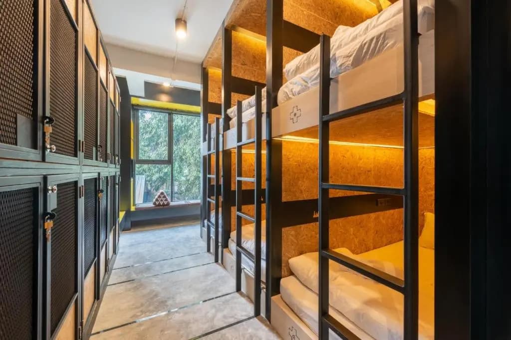 LOBSUEK Hostel หลบศึก โฮสเทล - main photo