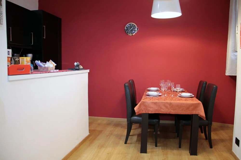 St Peter Square Apartment - photo 19