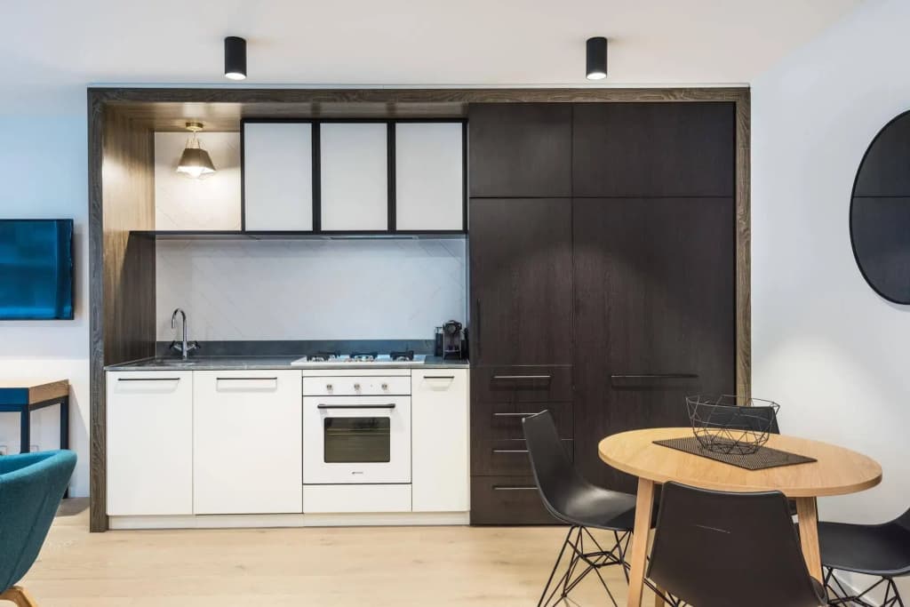 Playhouse Apartments - photo 18