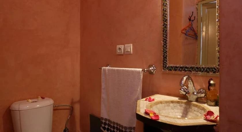 Riad Capri - photo 28