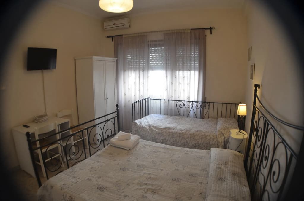 Sergio's Guest House - photo 14