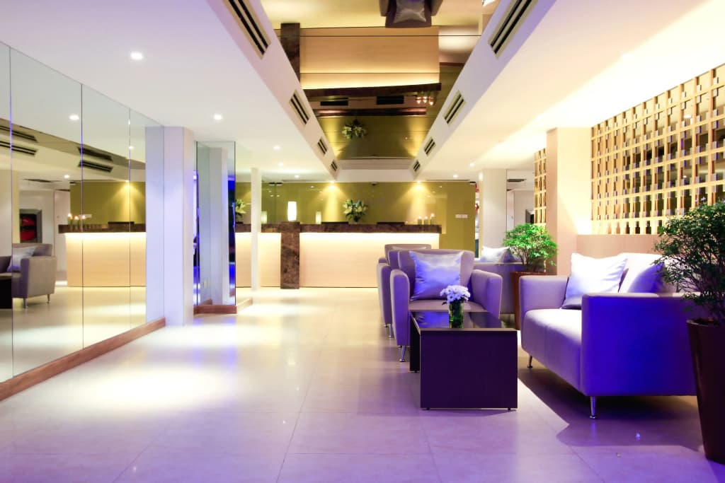 Petals Inn - photo 2