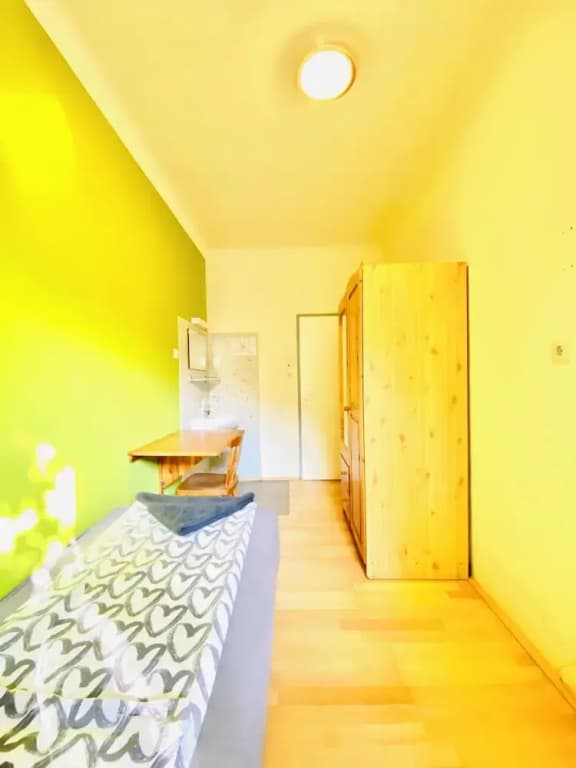 Affordable Central Rooms Near U3 - photo 13