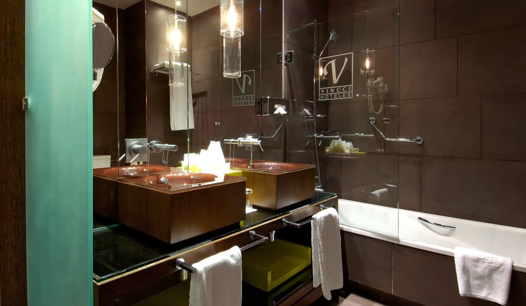 Vincci Soho Hotel - photo 28