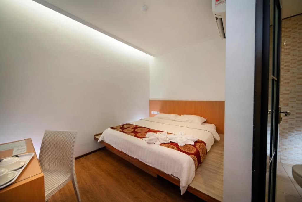 1 Million Hotel - photo 3