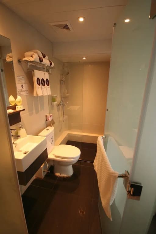 MY Hotel - photo 19