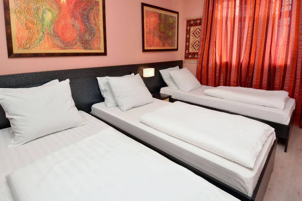 Istanbul Hotel - photo 7