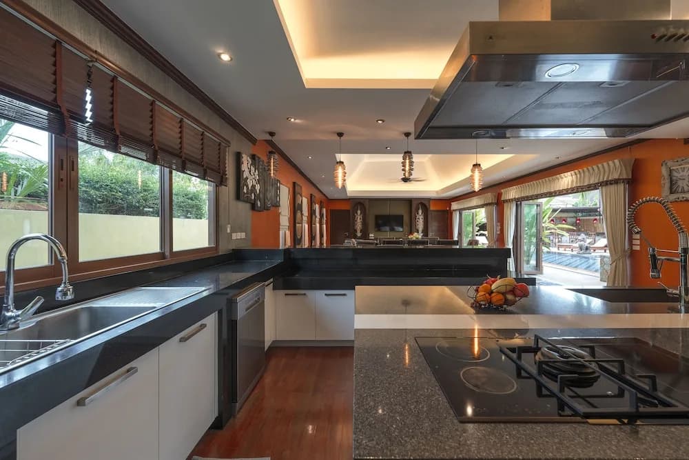 Generous 6BR Balinese Pool Villa Sophia - photo 19
