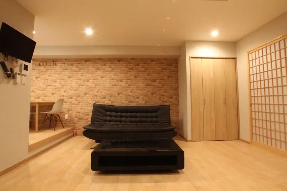 Shimanouchi Luxury Apartment - photo 13