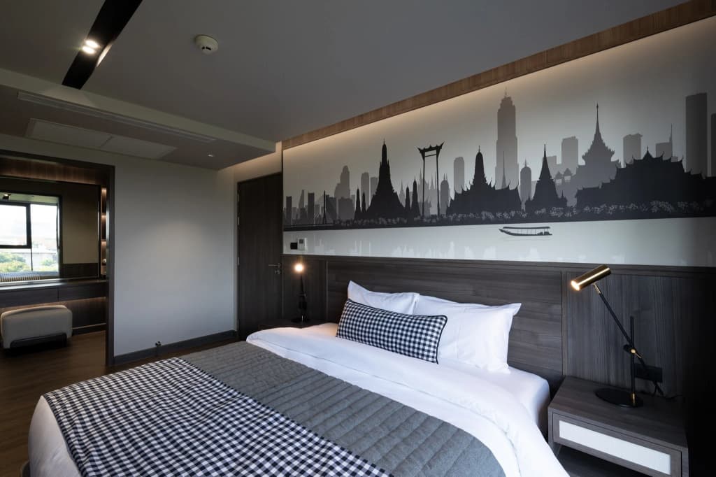 We Hotel Riverfront - photo 19
