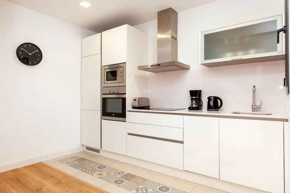 Akira Flats Urgell Apartment - photo 16