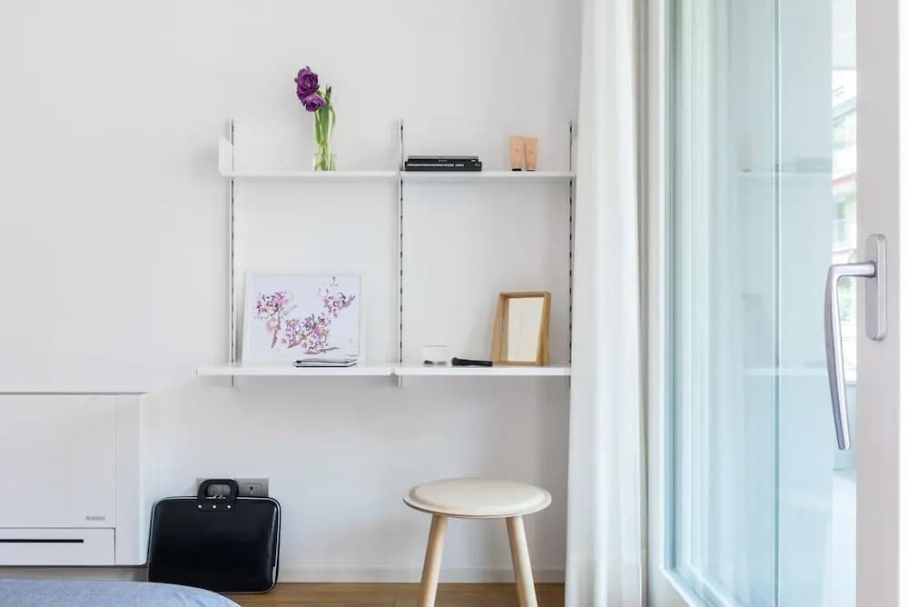 JOIVY Stylish 1-Bedroom Flat - photo 14