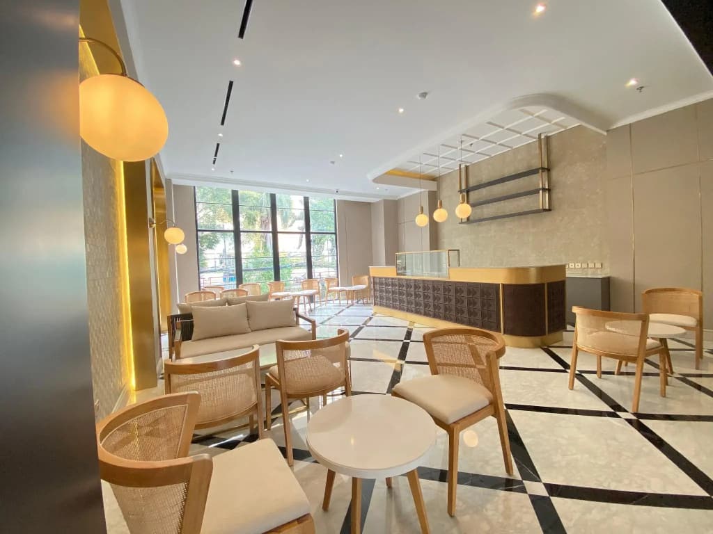Maia Hotel Jakarta - photo 12