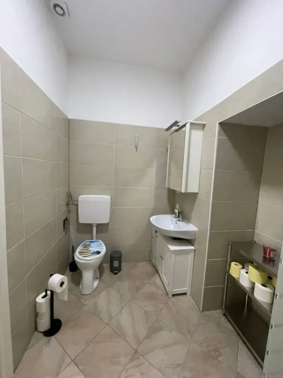 Cozy Studio Apt Near Rathausplatz - photo 10