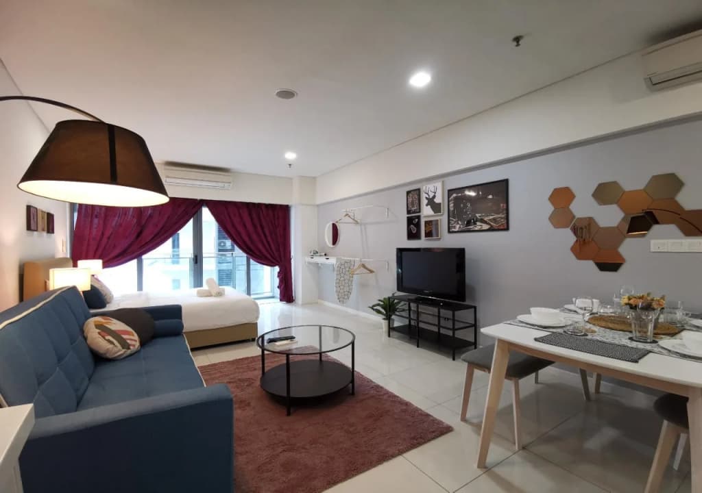 Summer Suites by Plush - photo 2