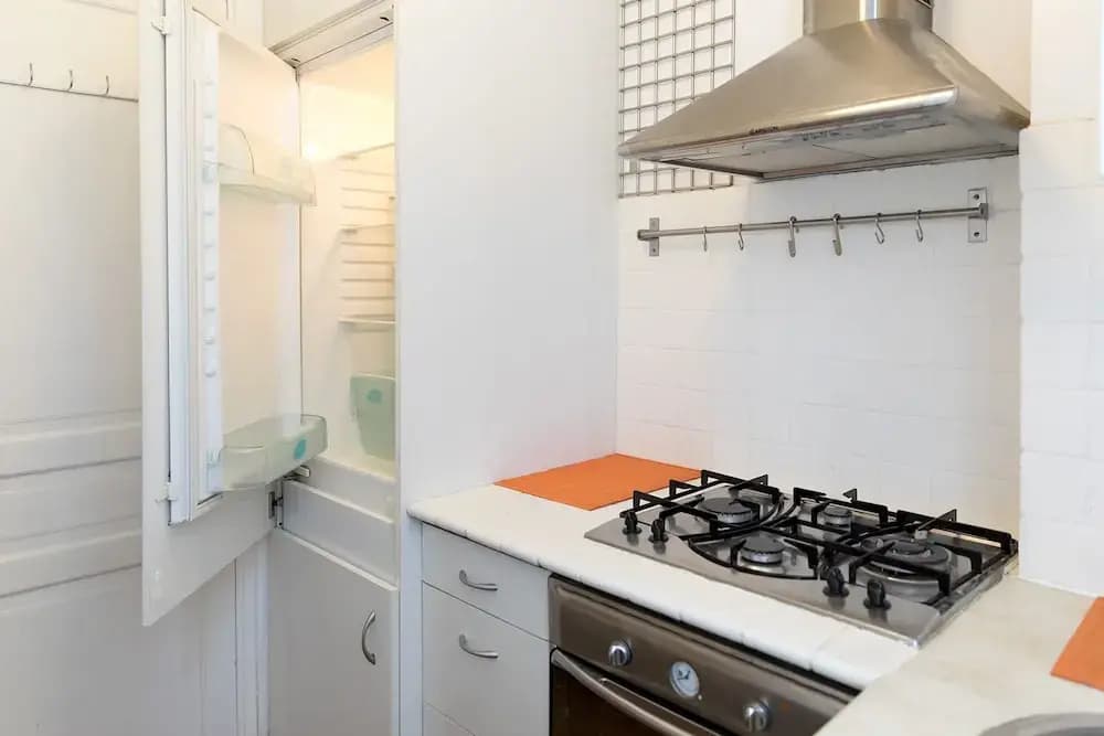 White Sacr I Beautiful 2-bedroom in Montmartre - photo 29