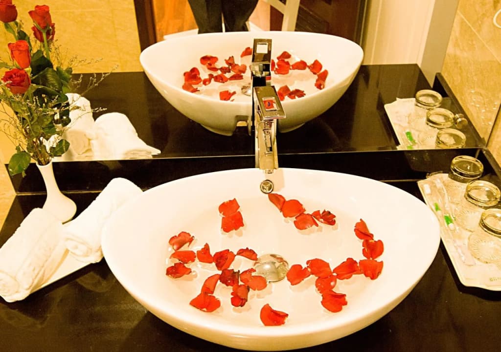 Golden Rain 2 Hotel - photo 11