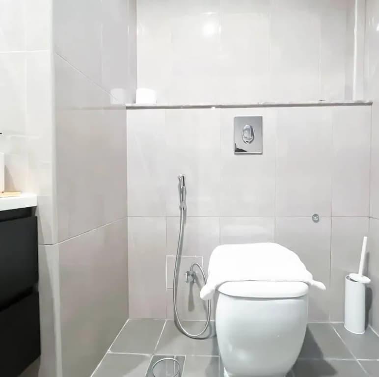 Luxury 2BR in Merano Tower Stunning City Views - photo 18