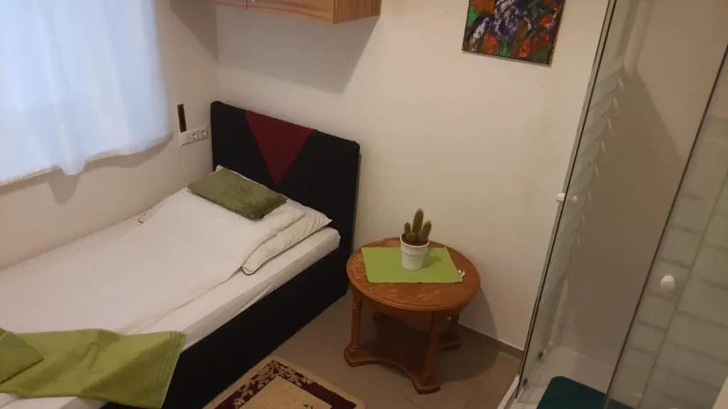 Elisabeth Hostel - photo 5