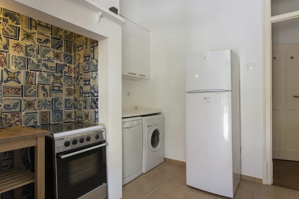 Caraujo Apartments - photo 20