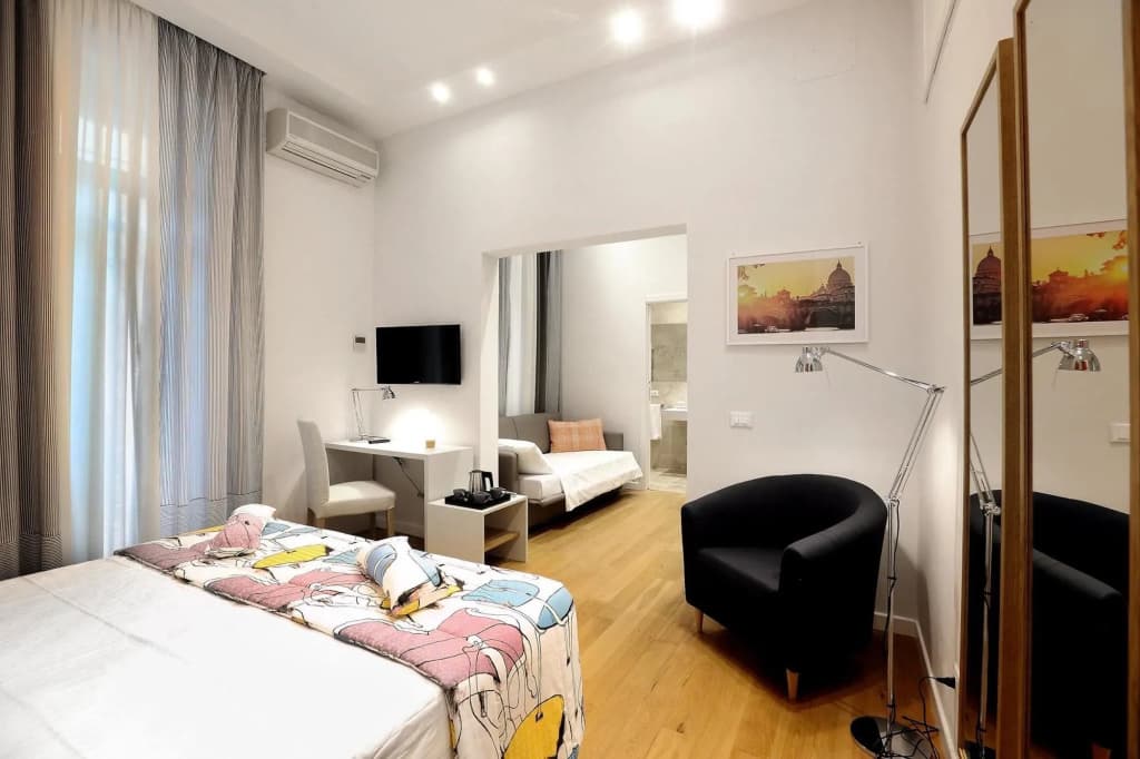 Sofia's Suites Guesthouse - photo 3