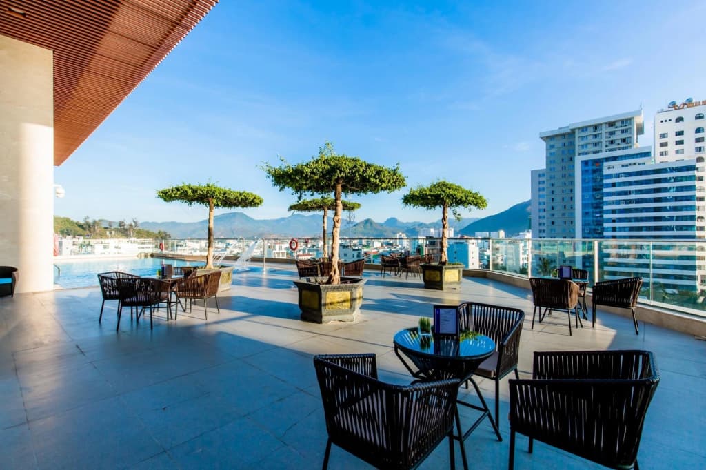 Nha Trang Seaside Apartment - photo 10