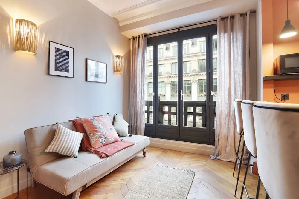 Charming and new apartment centre de Paris (Réaumur) - photo 2
