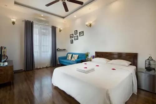 Vietnam Cheers Hostel - photo 3