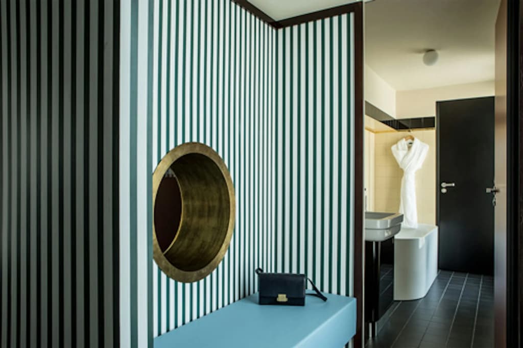Hôtel du Rond-Point des Champs-Élysées - photo 29