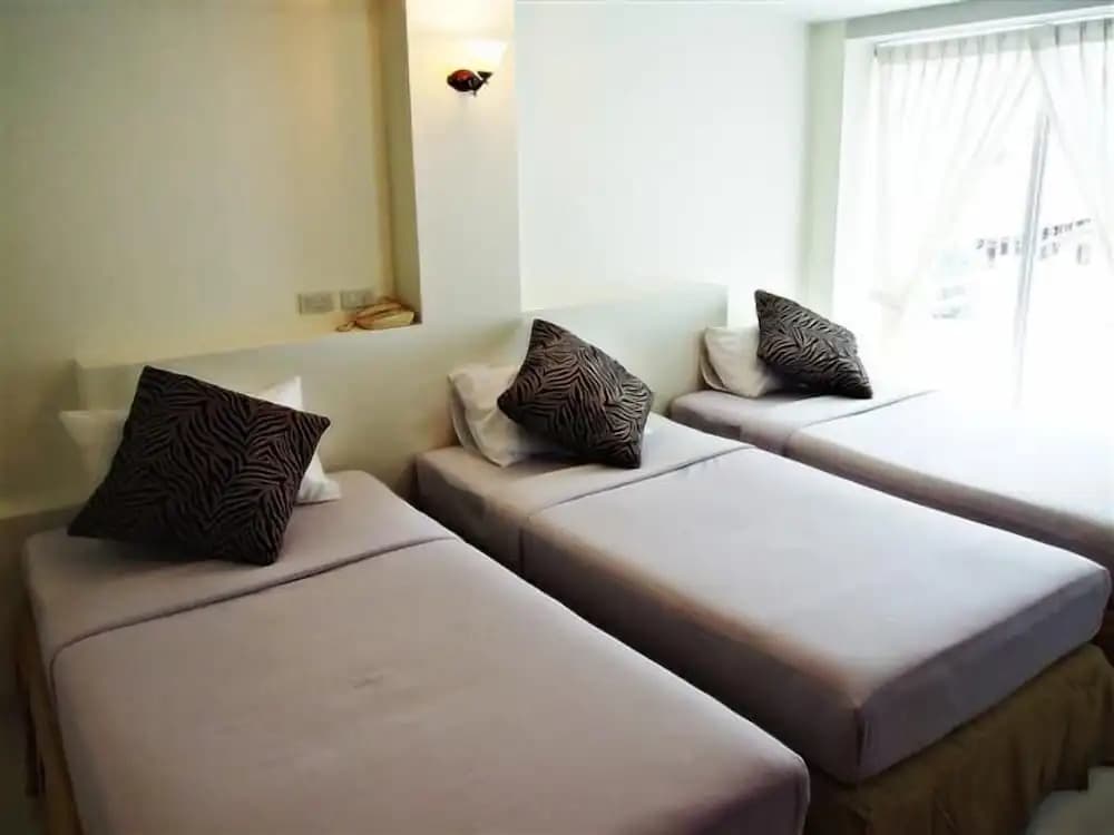 Sukwilai Hotel - photo 6