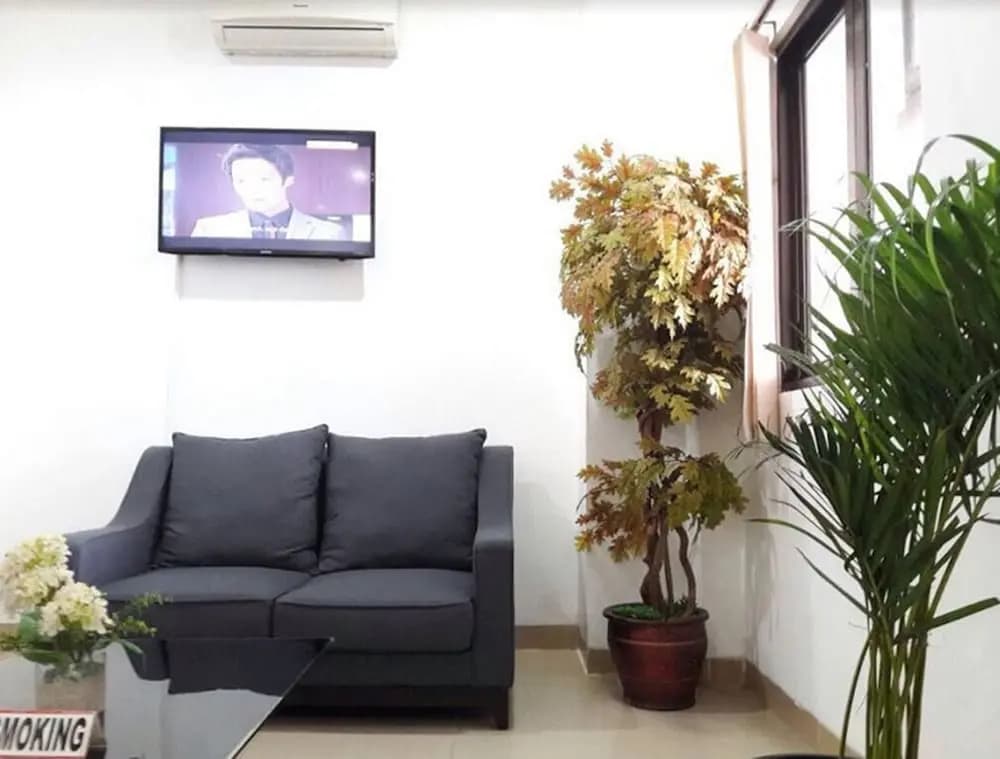 Galaxy Hotel - photo 1