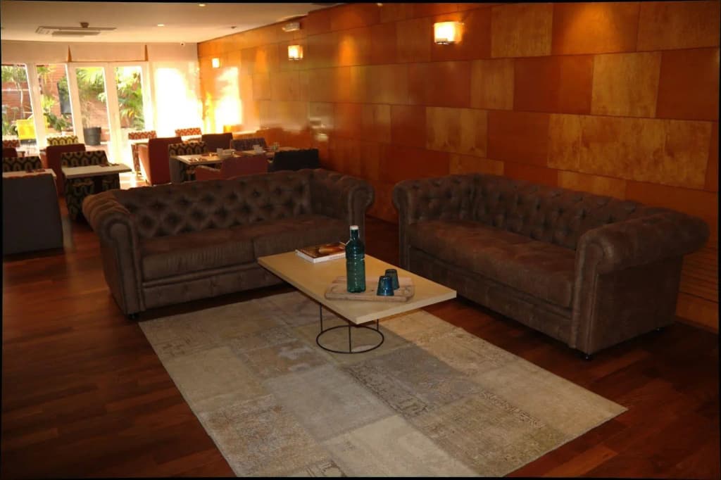 Chic & Basic Velvet Hotel - photo 2