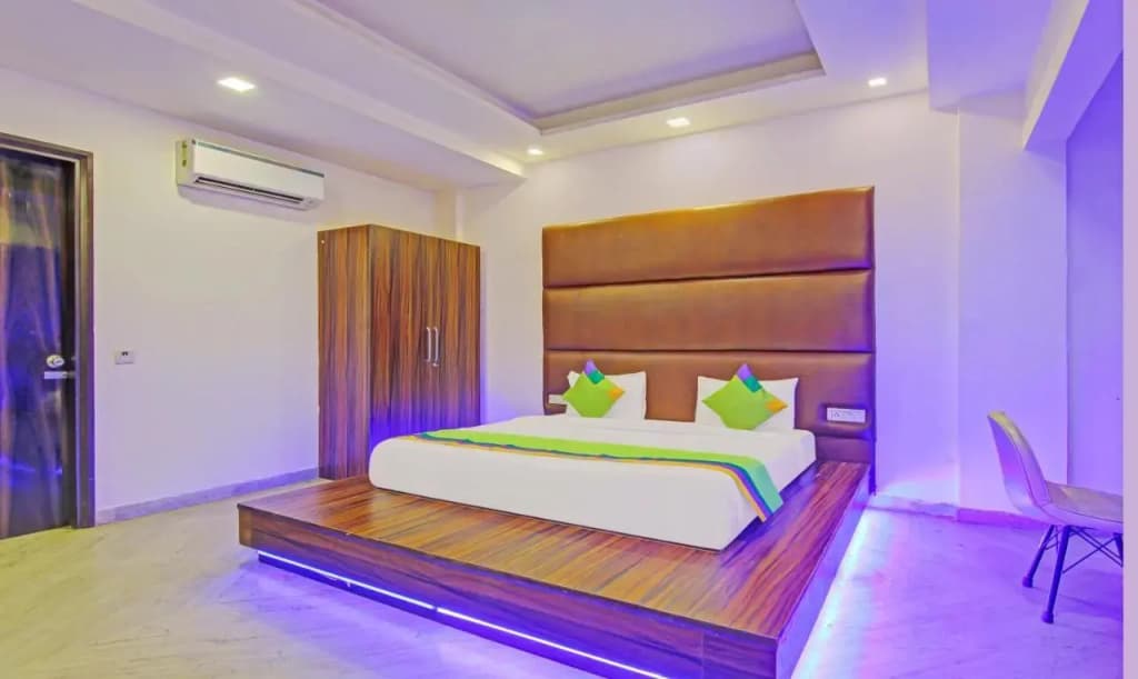 Itsy Hotels Prime Stay - photo 23
