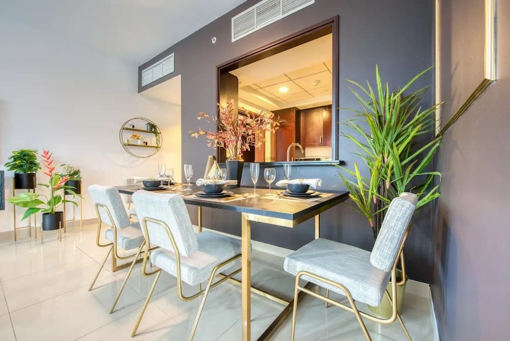 Maison Privee - Radiant Urban Retreat with Iconic Burj Khalifa Vws - photo 16