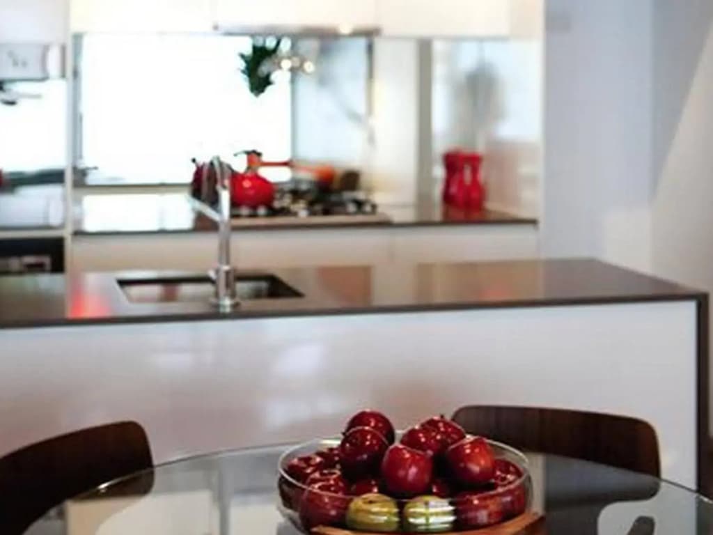 RNR Serviced Apartments North Melbourne - photo 11